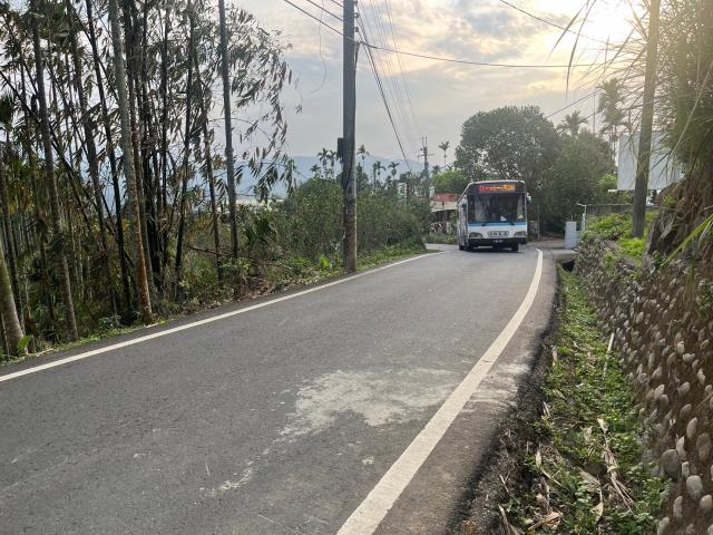 南投鹿谷山坡地-13